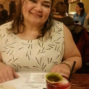 Meet your Posher, Myra